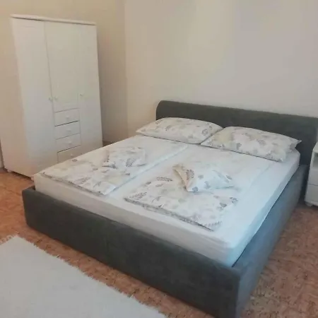 In 44078